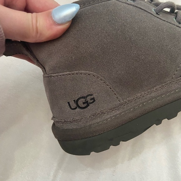UGG Men's Neumel Suede Casual Boots gray - Picture 5 of 9